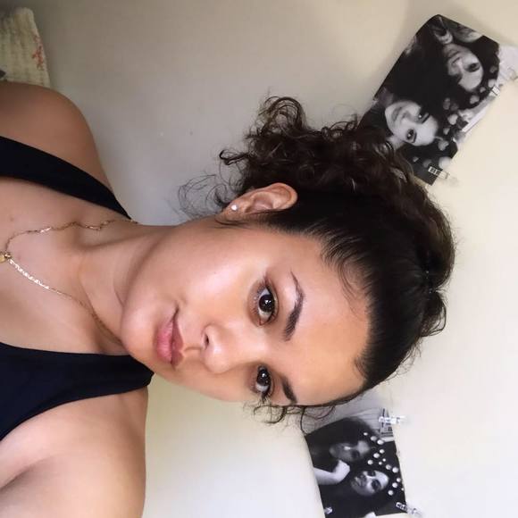 Meet your Posher, Katherine - Picture 1 of 1